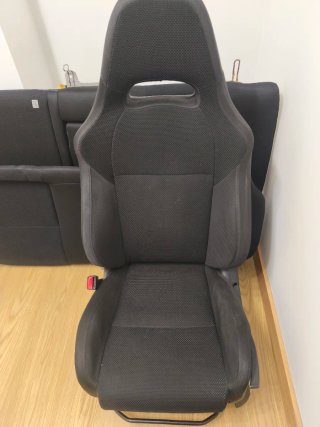 Asientos Subaru Impreza WRX (Juego de 2)+traseros