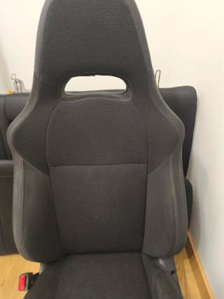 Asientos Subaru Impreza WRX (Juego de 2)+traseros