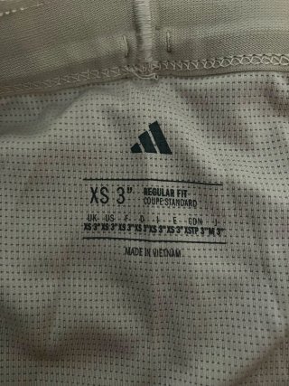 Pantalón corto Adidas // Nuevo con etiquetas