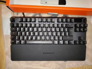 Teclado Mecánico SteelSeries Apex Pro TKL