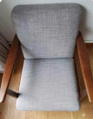 Butaca de tela y madera