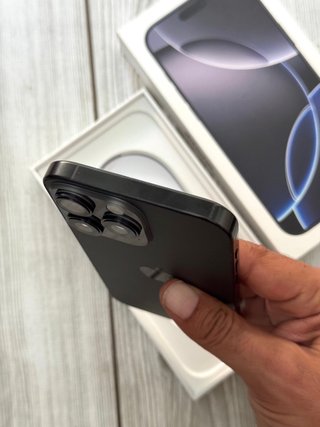 iPhone 16 Pro Max 95% Bateria FACTURA Y GARANTÍA
