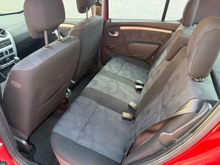 Dacia Sandero PEGATINA C SOLO 165.000 km 58€/MES