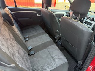 Dacia Sandero PEGATINA C SOLO 165.000 km 58€/MES