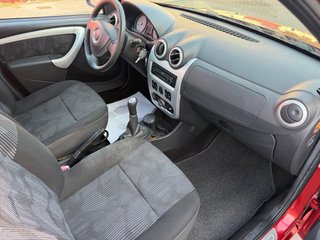 Dacia Sandero PEGATINA C SOLO 165.000 km 58€/MES