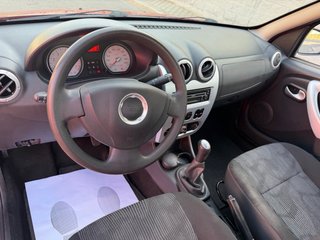 Dacia Sandero PEGATINA C SOLO 165.000 km 58€/MES