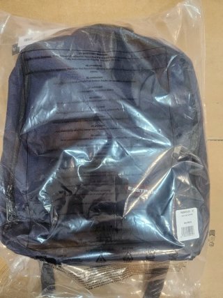 Mochila Eastpak  27L nueva con etiquetas