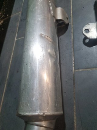 SILENCIOSO ESCAPE 3 TORNILLOS.