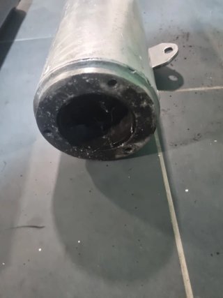 SILENCIOSO ESCAPE 3 TORNILLOS.