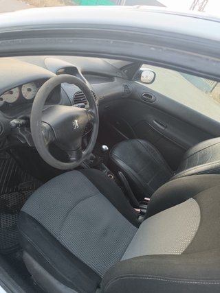 Peugeot 206 2003