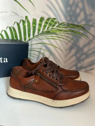 Zapatos hombre. Número 42