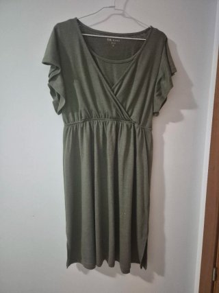 Vestido verde C&A y vestido rayas H&M