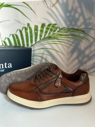 Zapatos hombre. Número 43