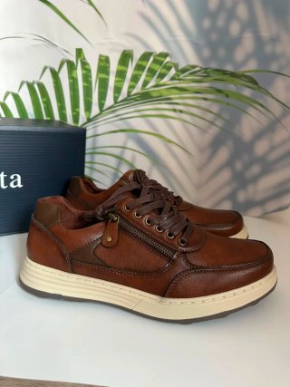 Zapatos hombre. Número 43