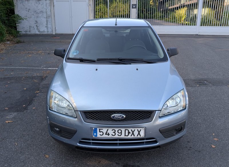 Ford Focus 2006 - foto 1