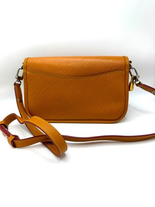 Bolso Louis Vuitton Buci Naranja