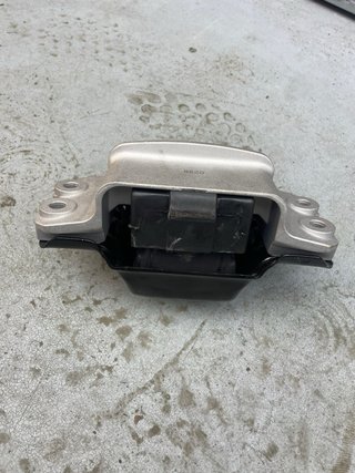Soporte de Motor para Suspensión