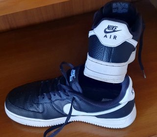 NIKE AIR FORCE 1 ORIGINALES TALLA 42