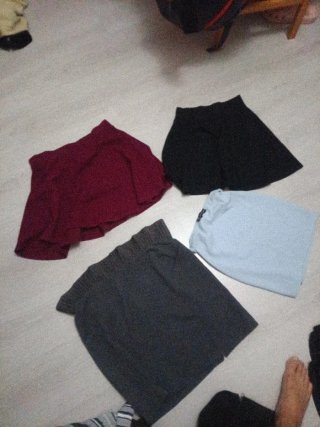 Lotes faldas cortas verano desliza 1€ cu