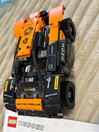 LEGO Technic NEOM McLaren Extreme 42166