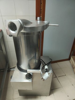Embutidora industrial acero inoxidable