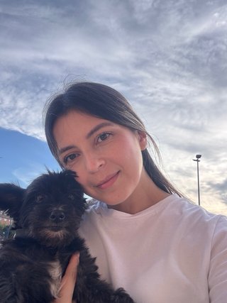 Paseo y cuidado profesional de perros y gatos