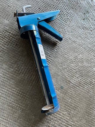 3 Pistolas de Silicona (Amarilla, Azul, Negra)