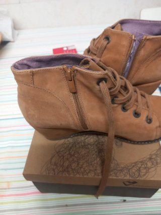Botines KANGAROOS ante marrones