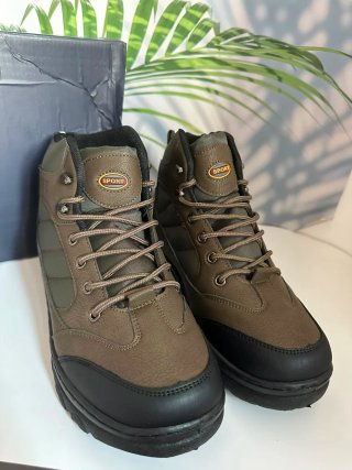 Botas hombre. Número 43