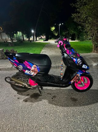 Aprilia Sonic 49cc Scooter