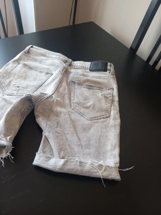 Pantalones cortos vaqueros Bershka