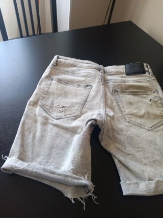 Pantalones cortos vaqueros Bershka