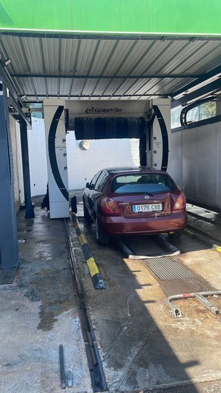 Nissan Almera 2004