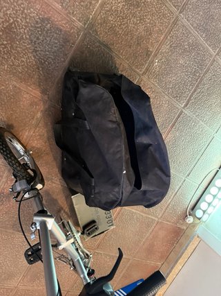 Bicicleta plegable plateada