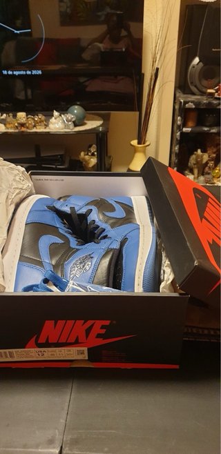 Air Jordan 1 Retro High OG Dark Marina Blue