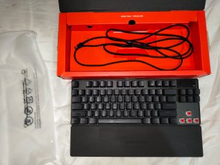 SteelSeries Apex Pro TKL Teclado Gaming
