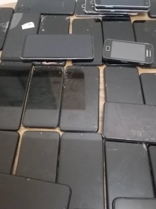 Lote 40 Samsung rotos solo hoy 550€