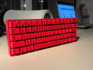 Teclado gamer HK Gaming rojo