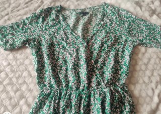 Vestido de verano floral verde