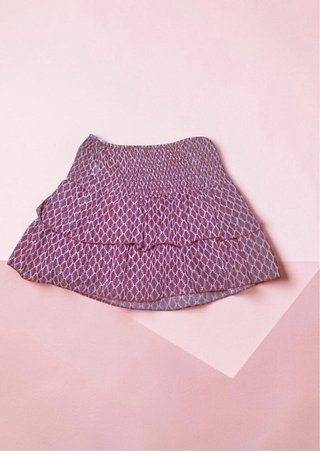 Falda burdeos con estampado