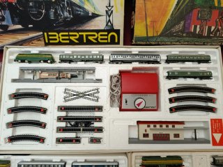 Cajas de trenes IBERTREN
