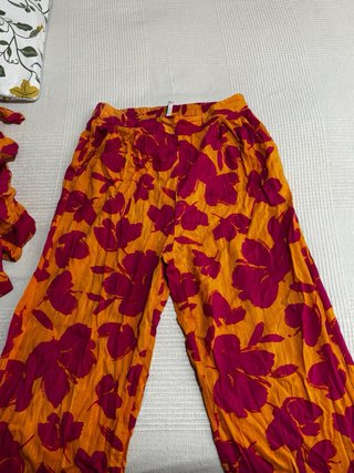 Conjunto Lanidor estampado naranja y fucsia