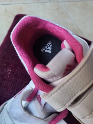 Lote zapatillas niña T24