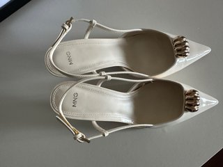 Zapatos talla EU-40