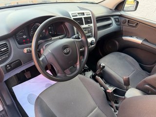 KIA Sportage 2007 solo 139.000 km PEGATINA C 90€/M