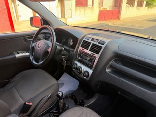 KIA Sportage 2007 solo 139.000 km PEGATINA C 90€/M