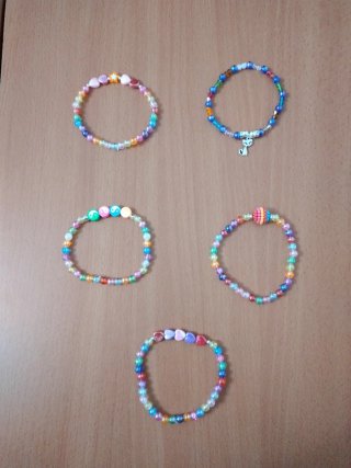 Lote de 5 pulseras elásticas