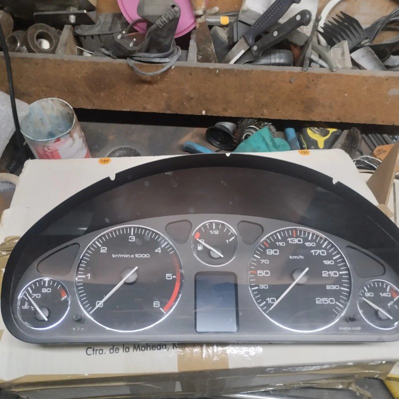 Peugeot 407 2004 - foto 1