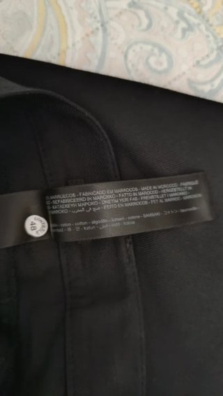 Pantalón recto Massimo Dutti negro