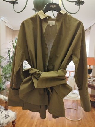 Camisa Sophia verde oliva talla S